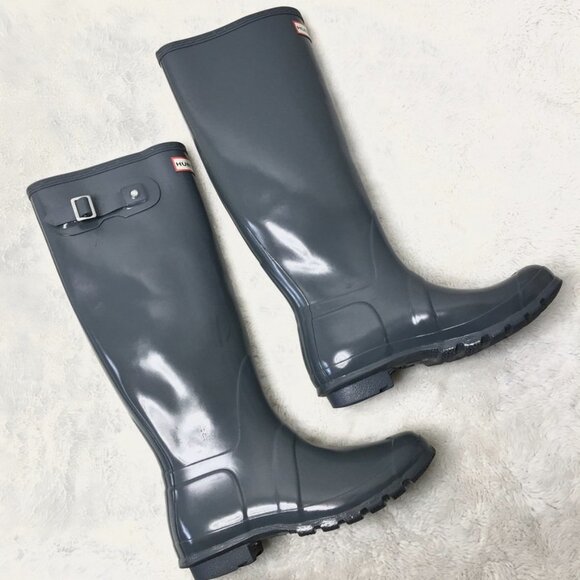 Hunter Women's Gray Glossy Tall Rain Boots Size 8 / 39 EU - Picture 3 of 16
